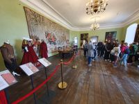 gallery1
